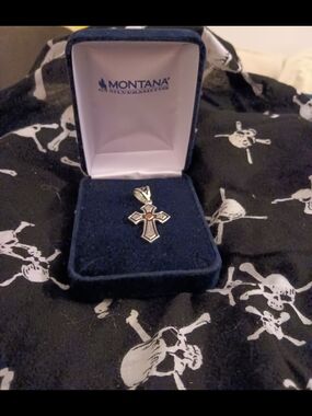 NWT Montana Silversmiths Antique Copper Diamond Cross Necklace